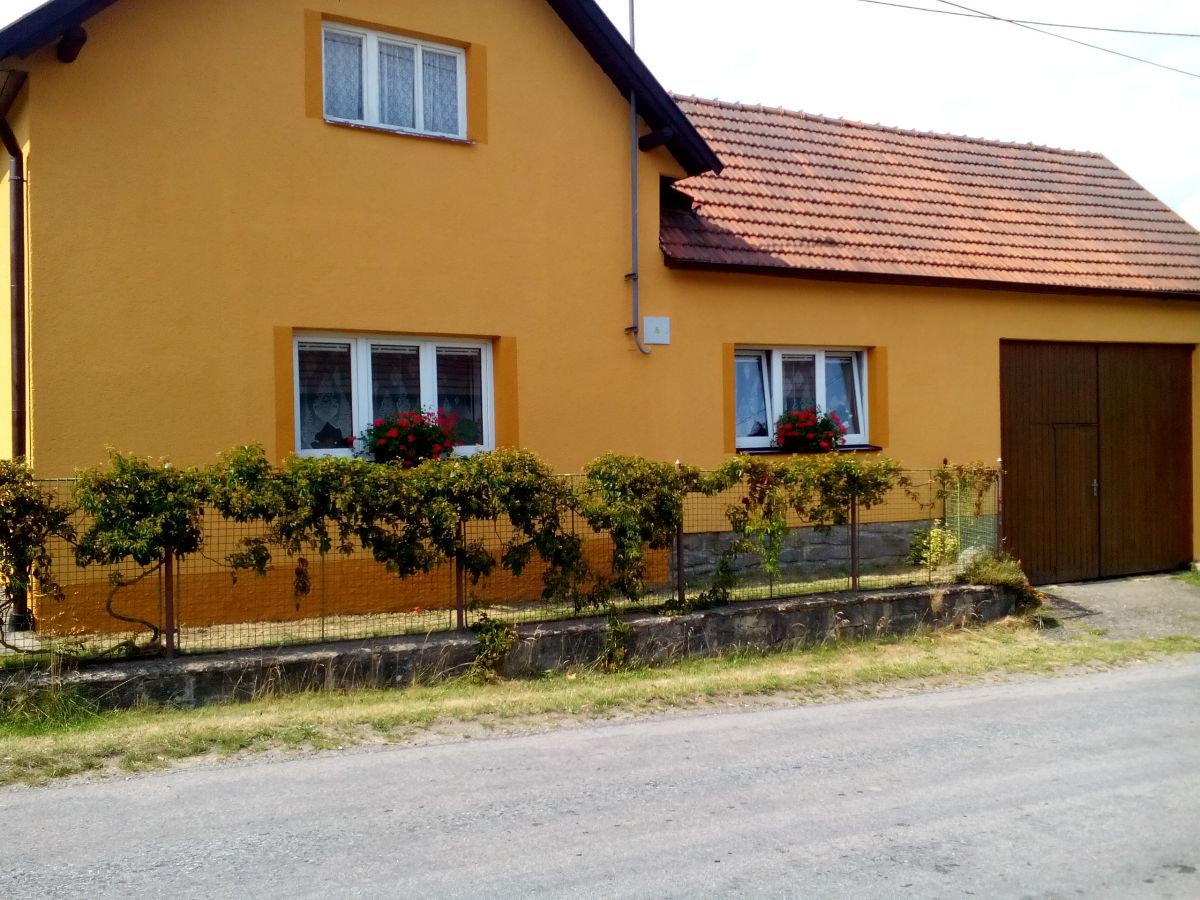 reference | Malíř Hindra